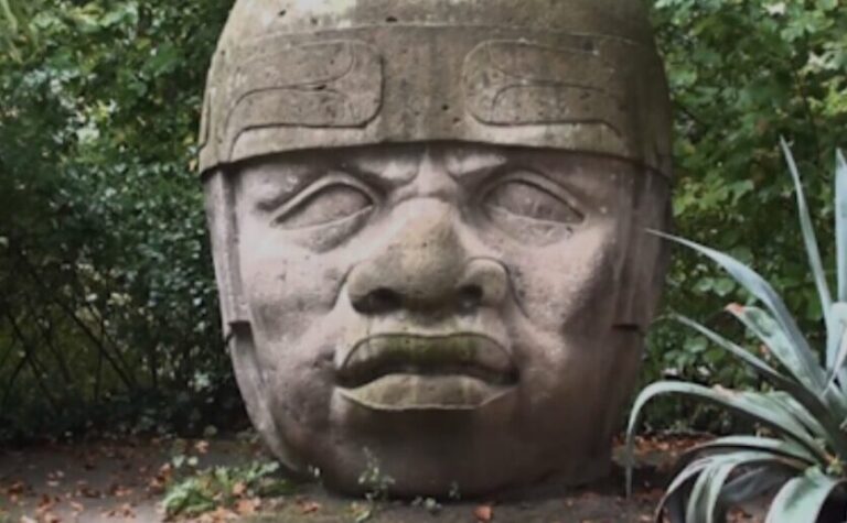 Los Olmecas -La Cultura Madre-